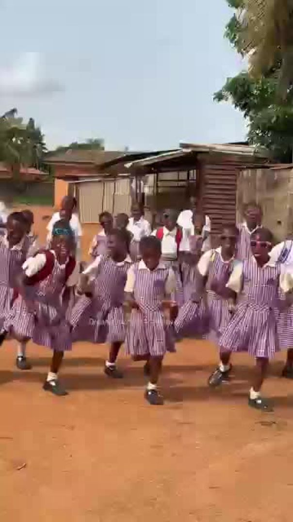 ⁣✨ Davido ft. Omah Lay – With You | Dream Catchers Academy Dance Video ✨